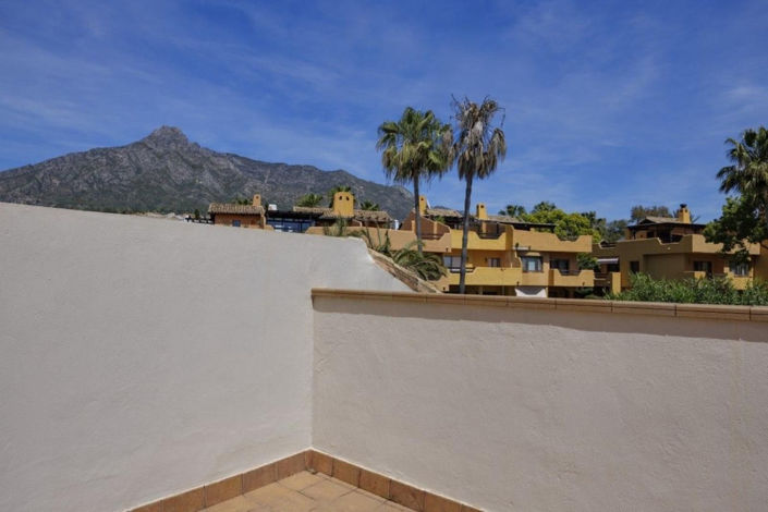 Image No.24-3 Bed Townhouse for sale