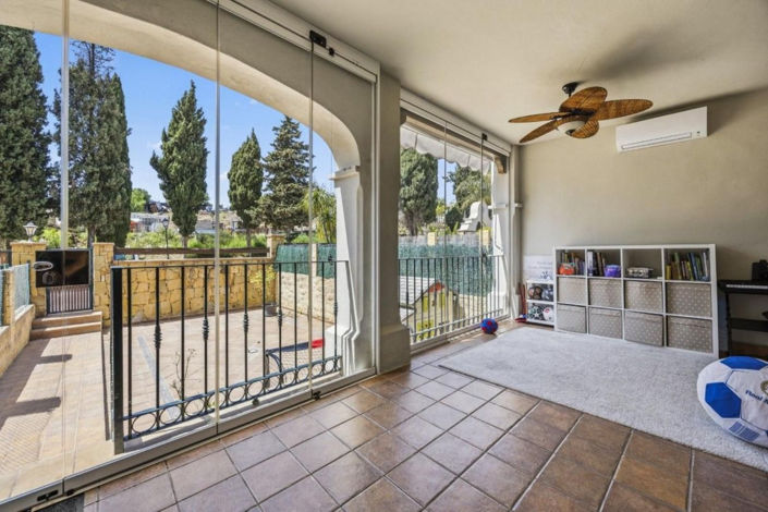 Image No.3-3 Bed Townhouse for sale