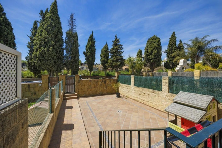 Image No.4-3 Bed Townhouse for sale