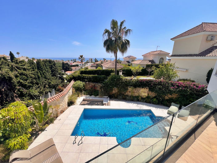 Image No.2-Villa de 5 chambres à vendre à Riviera del Sol