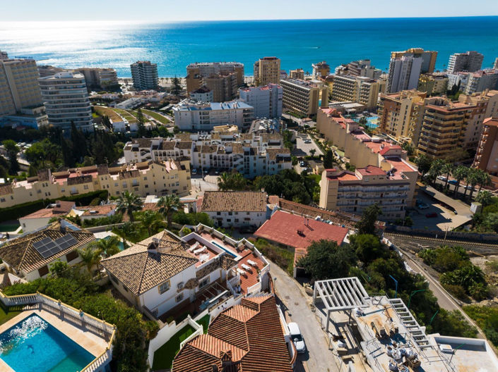 Image No.2-4 Bed Villa for sale