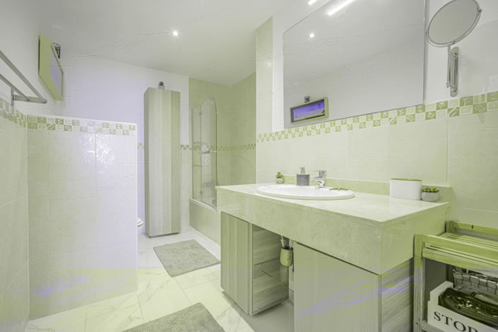 Image No.11-2 Bed Apartment for sale