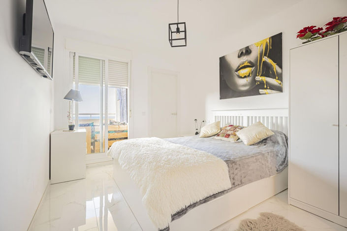 Image No.12-2 Bed Apartment for sale