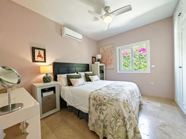 Image No.15-3 Bed Villa for sale