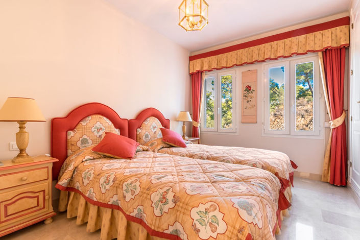 Image No.15-3 Bed Townhouse for sale
