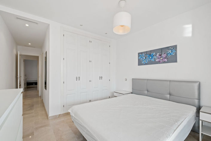 Image No.18-2 Bed Apartment for sale