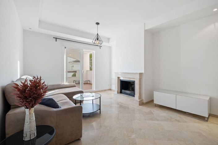 Image No.9-2 Bed Apartment for sale