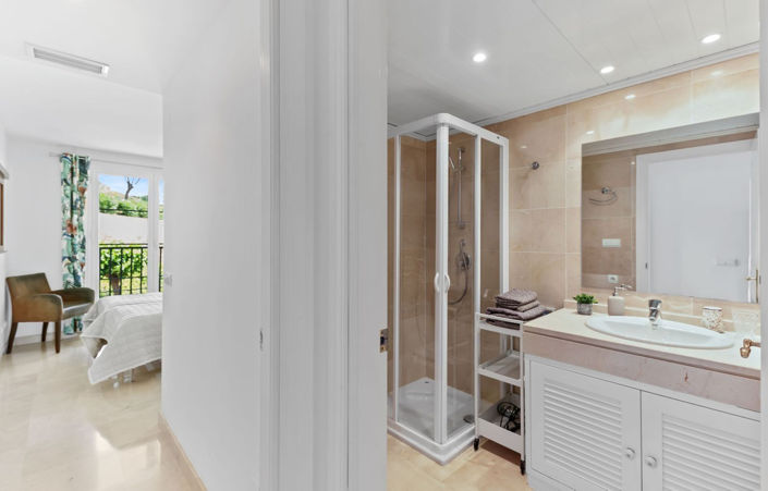 Image No.15-2 Bed Apartment for sale