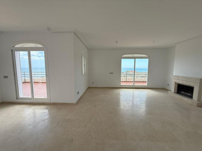 Image No.4-3 Bed Apartment for sale