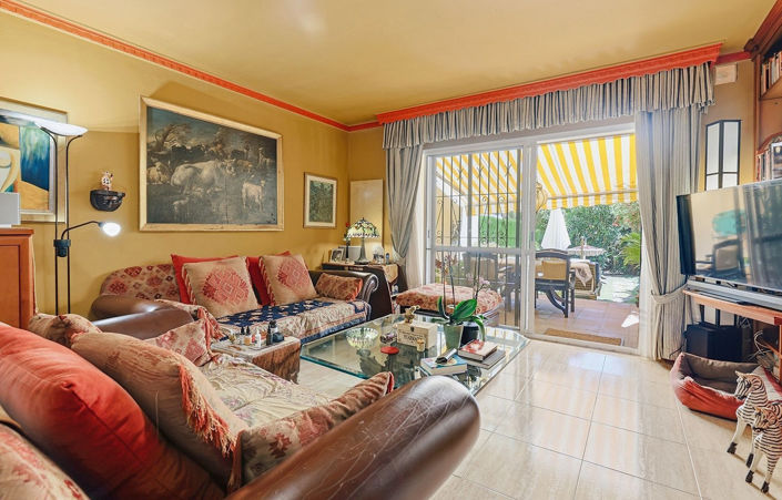 Image No.12-2 Bed Townhouse for sale