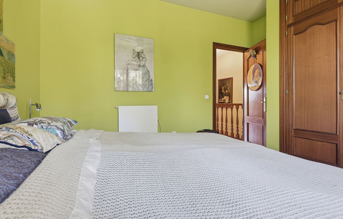 Image No.19-2 Bed Townhouse for sale