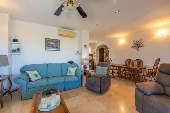 Image No.12-3 Bed Villa for sale