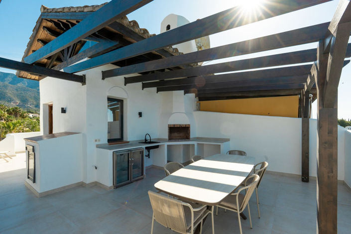 Image No.18-3 Bed Townhouse for sale