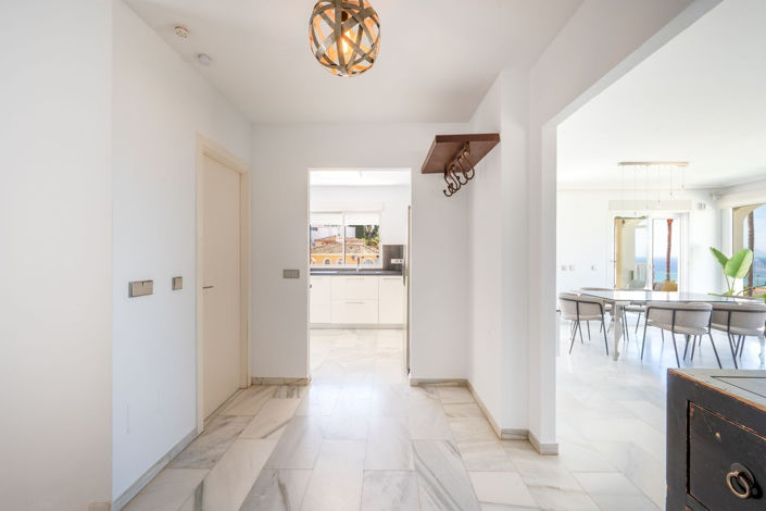 Image No.15-5 Bed Villa for sale
