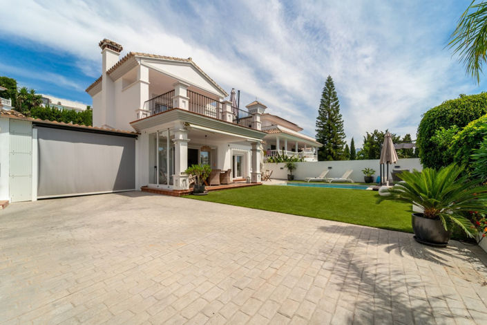 Image No.2-Villa de 4 chambres à vendre à Mijas Costa