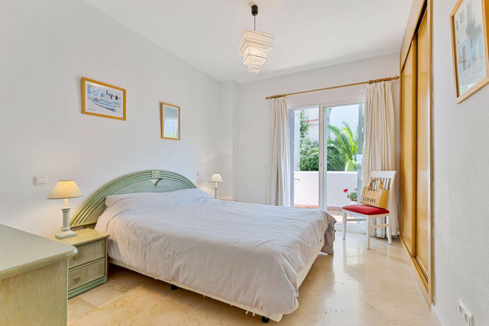 Image No.17-3 Bed Apartment for sale