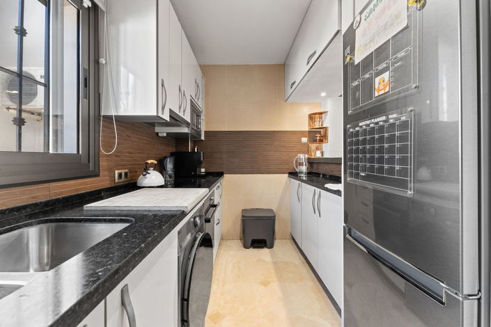 Image No.11-2 Bed Apartment for sale