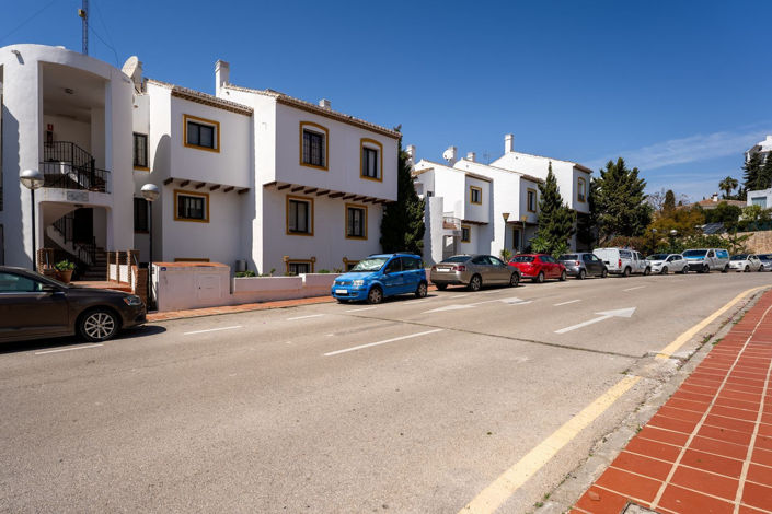 Image No.28-2 Bed Apartment for sale
