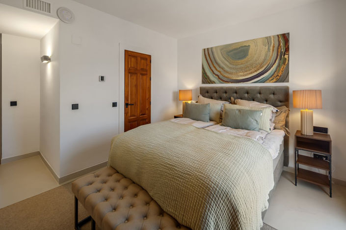 Image No.25-3 Bed Townhouse for sale