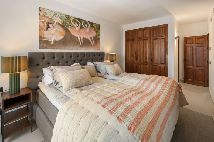 Image No.29-3 Bed Townhouse for sale