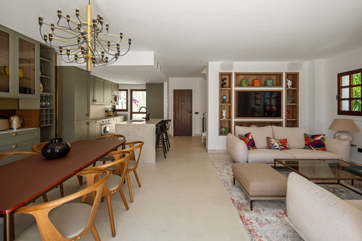 Image No.8-3 Bed Townhouse for sale