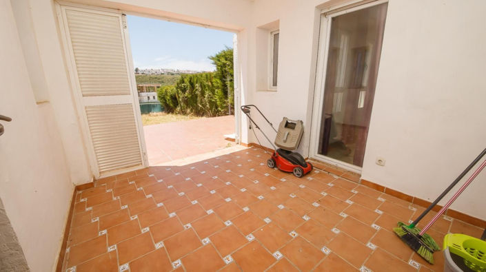 Image No.13-2 Bed Apartment for sale