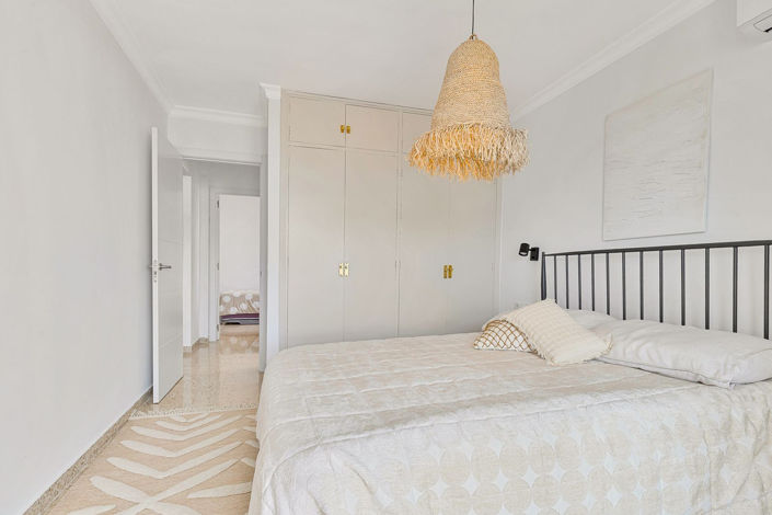 Image No.13-2 Bed Apartment for sale