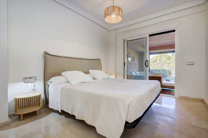 Image No.19-2 Bed Apartment for sale