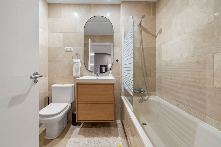 Image No.16-2 Bed Apartment for sale