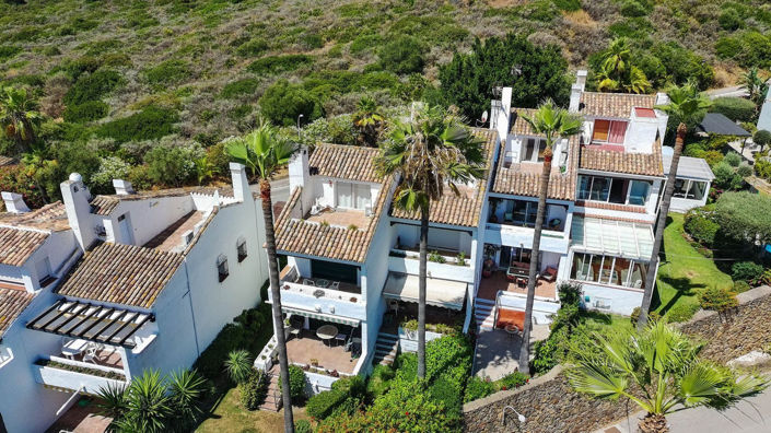 Image No.21-3 Bed Townhouse for sale