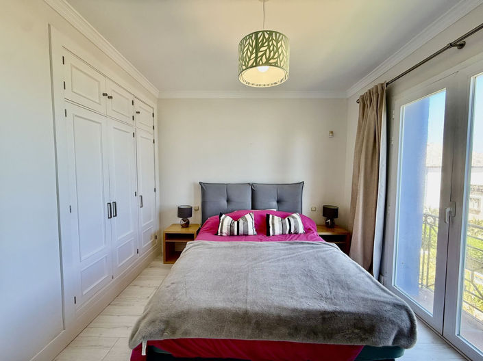 Image No.17-3 Bed Apartment for sale