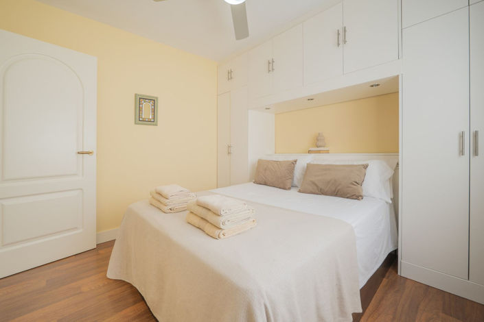 Image No.22-2 Bed Apartment for sale