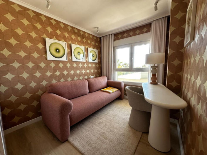 Image No.12-2 Bed Apartment for sale