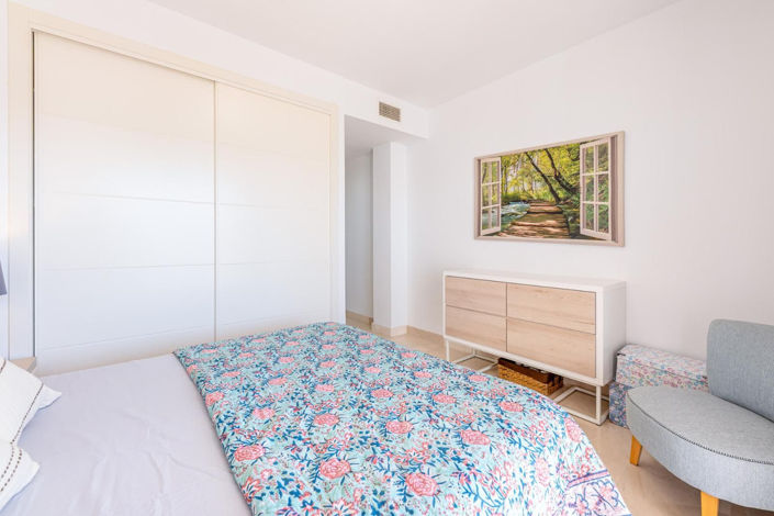 Image No.20-2 Bed Apartment for sale
