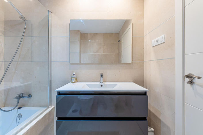 Image No.22-2 Bed Apartment for sale