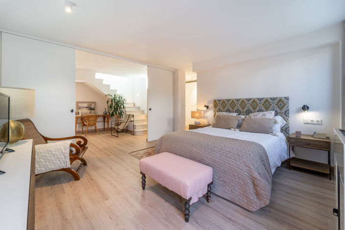Image No.24-4 Bed Apartment for sale