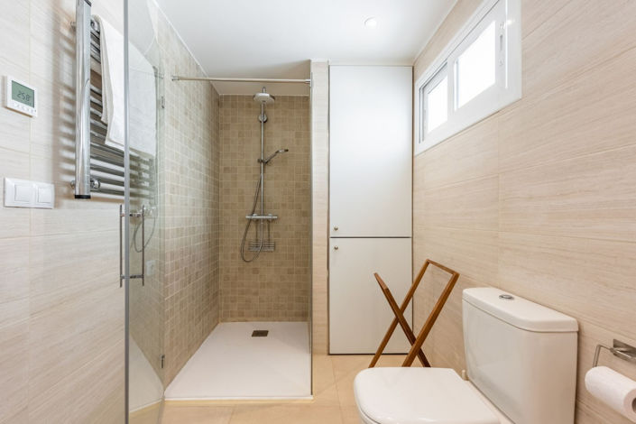 Image No.20-2 Bed Apartment for sale