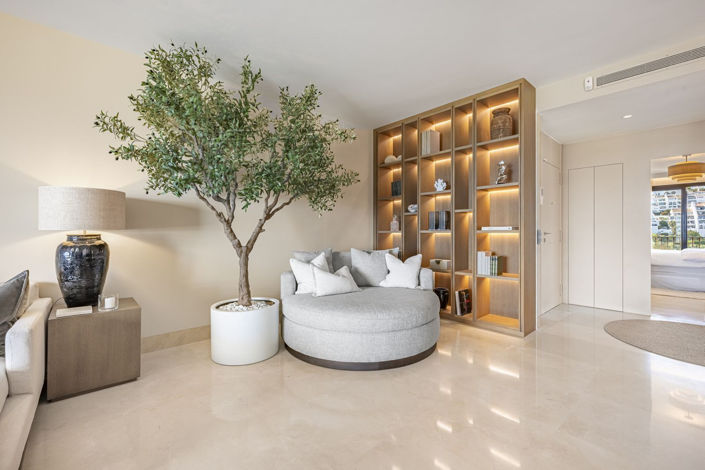 Image No.10-3 Bed Apartment for sale