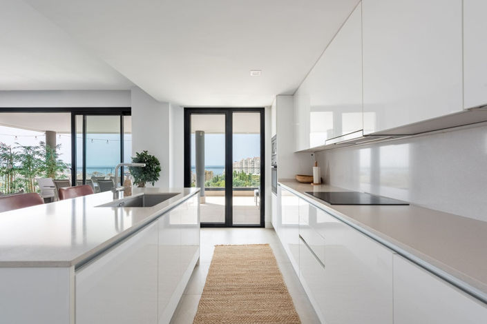 Image No.10-4 Bed Apartment for sale