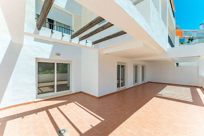 Image No.24-2 Bed Apartment for sale