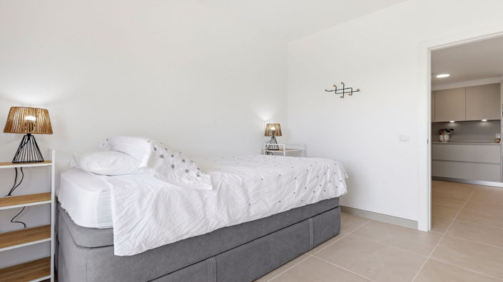 Image No.18-3 Bed Apartment for sale