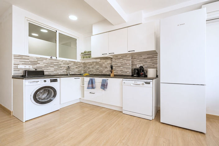 Image No.14-5 Bed Apartment for sale
