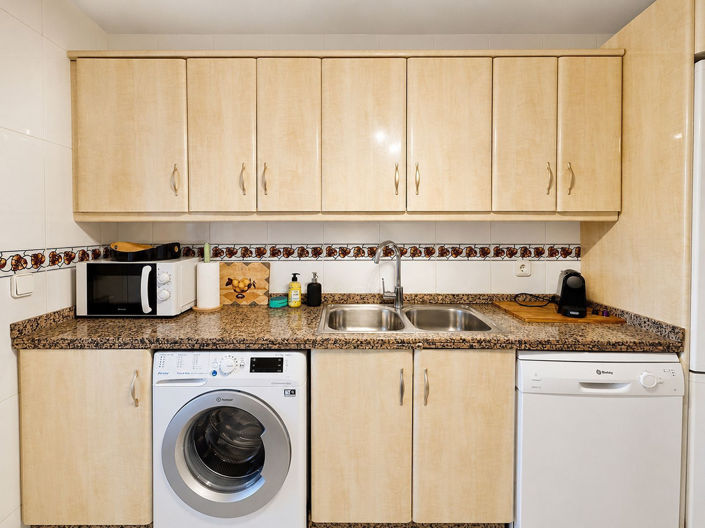 Image No.10-2 Bed Apartment for sale