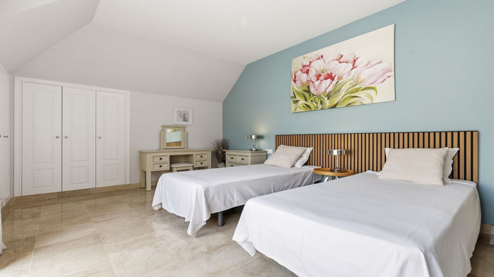 Image No.22-3 Bed Apartment for sale