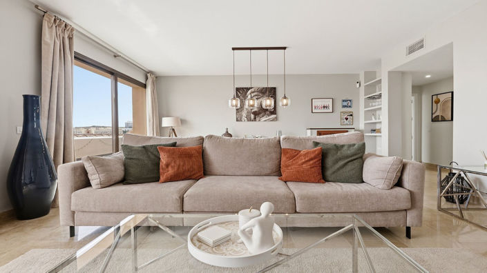 Image No.8-3 Bed Apartment for sale