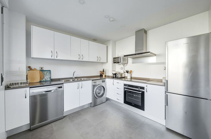 Image No.7-2 Bed Apartment for sale