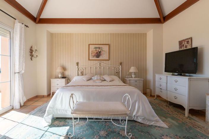 Image No.17-5 Bed Villa for sale