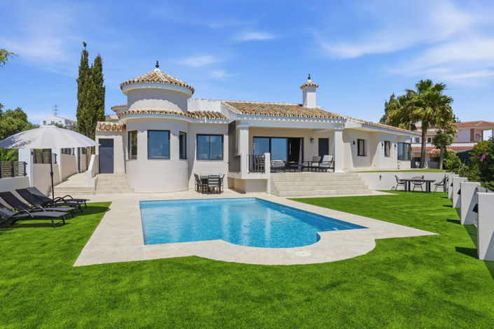 Image No.2-Villa de 4 chambres à vendre à Mijas Costa