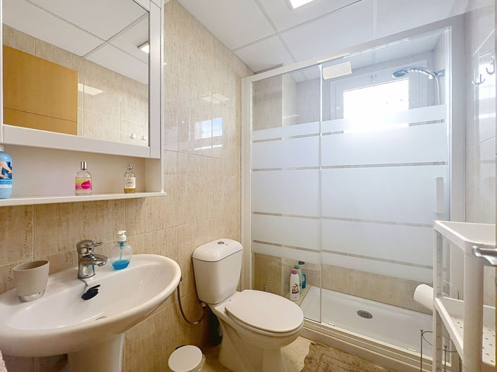 Image No.17-2 Bed Apartment for sale