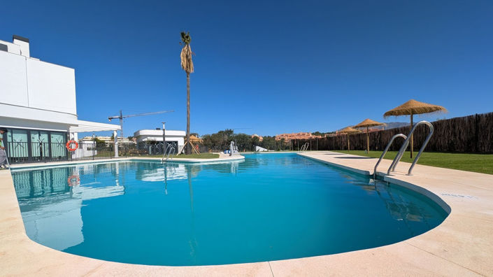 Image No.17-3 Bed Apartment for sale